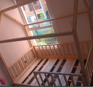 Cama Montessori MONTEOLIVO con Barandas